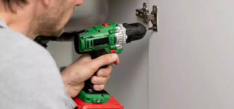 Commercial Door Hinge Repair East Los Angeles